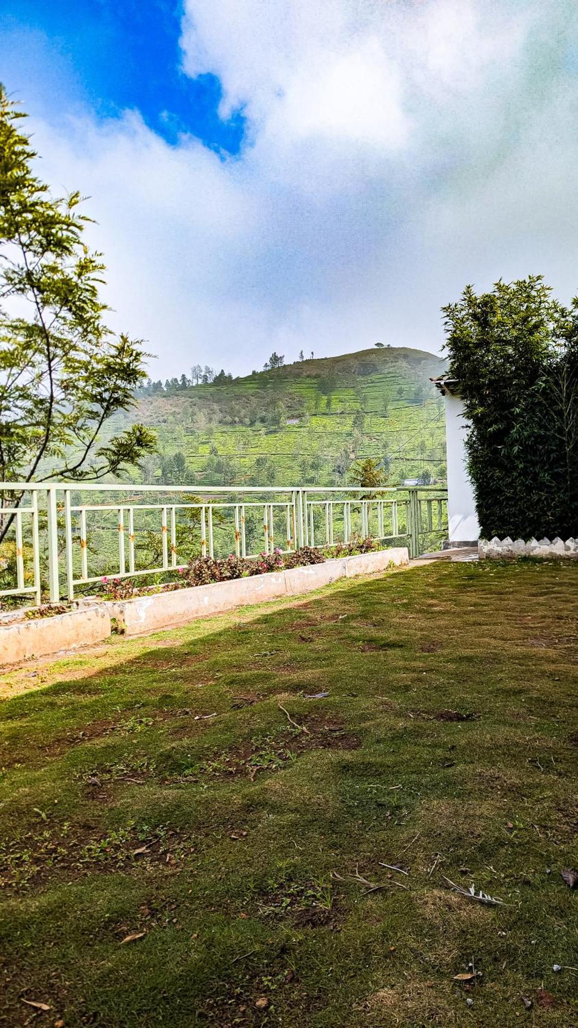 Valley View Inn, Kotagiri Exterior foto